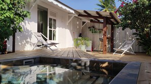 Pool - The Coulirooms - Suite with jacuzzi and large terrace (Sainte-Anne)