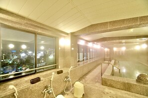 Public bath - Hiroshima Station Universal Hotel Shinkansen Exit Right (Hiroshima)