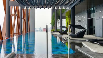 Alberca al aire libre