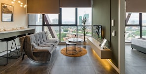 Signature Suite | Living area - Scarletz Suites by Travelet Experience (Kuala Lumpur)