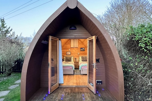 Glamping Pod - Sleeps 2 - Parking