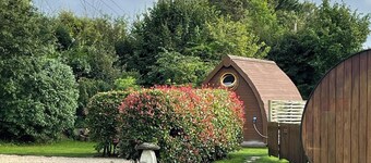 Cabin - Sleeps 2 - Parking - Stonehenge Close