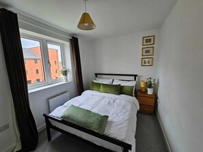 3 Schlafzimmer, Bügeleisen/Bügelbrett, WLAN, Bettwäsche