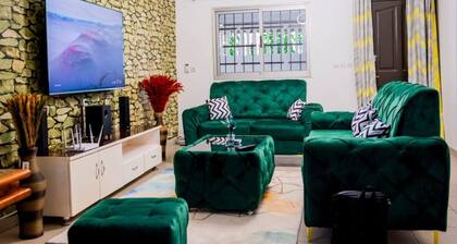 Stunning 4-Bed Villa in cocody engre Abidjan