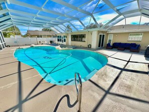Pool - St. Pete - Clearwater Vacation Rental Heated Pool & Hot tub, Beach (Seminole)