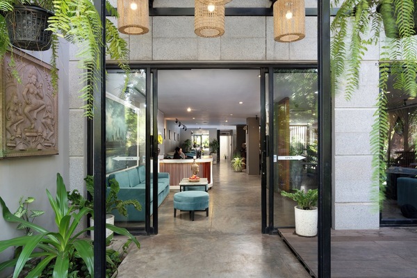 Pintu masuk interior