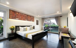 Junior Suite With Terrace - River/City View