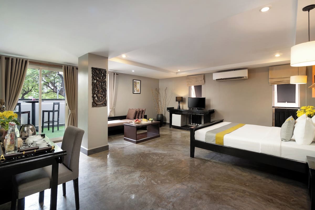 King Suite With Terrace - River/City View | Servizio della camera