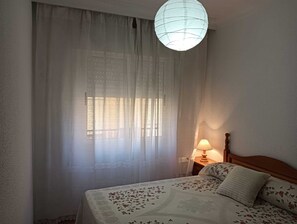 3 多间卧室、WiFi、床单