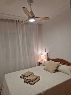 3 bedrooms, WiFi, bed sheets