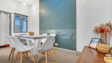 House | 3 bedrooms, Internet