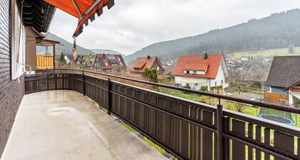 Ferienhaus 'Ferienhaus Burghalde mit Sauna' mit Bergblick, privatem Garten und WLAN