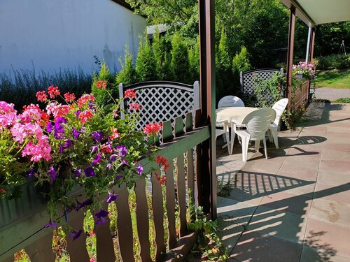 Casa de vacaciones 'Ferienhaus Erika' con terraza privada, jardín privado y Wi-Fi