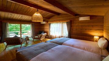 Minibar, in-room safe, desk, blackout curtains