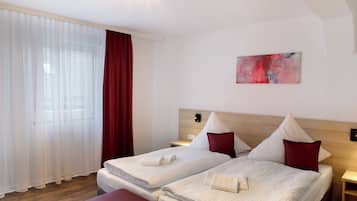 3 bedrooms, free WiFi, bed sheets