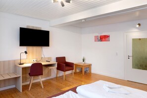3 Schlafzimmer, kostenloses WLAN, Bettwäsche
