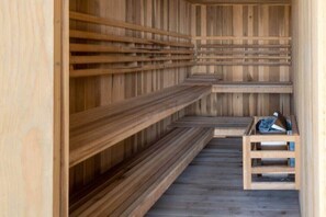 Sauna - Stylish Studio in Playa del Carmen with Rooftop Pool Walk to Beach & 5th Avenue (Playa del Carmen)
