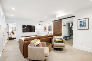 3 dormitorios, escritorio, tabla de planchar con plancha y wifi gratis