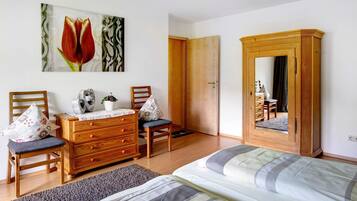 3 Schlafzimmer, Bügeleisen/Bügelbrett, kostenloses WLAN