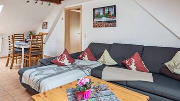 TV, DVD player, stereo