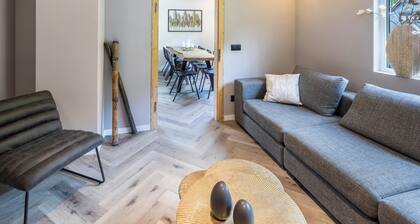 Haus Waldberg: Luxury and Stylish Holiday Home with Spacious Garden and Covered Veranda
