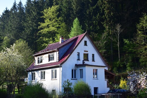 Haus Waldberg: Luxury and Stylish Holiday Home with Spacious Garden and Covered Veranda
