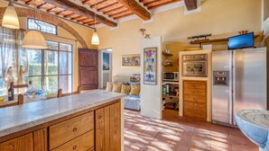 Family House, 2 Bedrooms, Refrigerator & Microwave (Tuscan Home Rignano Private Garden) | Private kitchen - Tuscan Home Panoramic Hills Private Terrace (Rignano sull'Arno)