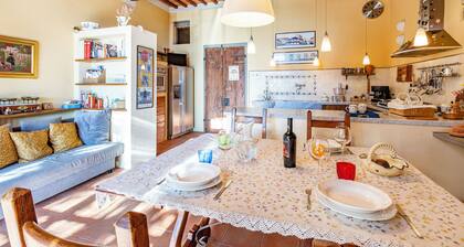 Tuscan Home Panoramic Hills Private Terrace