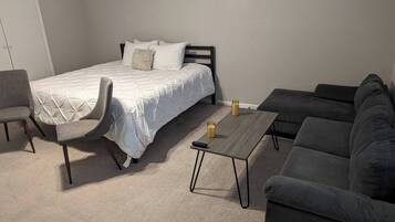 3 slaapkamers, een strijkplank/strijkijzer, reisbedje, gratis wifi