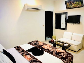 Executive Room | Free WiFi