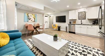 ★ HostWise Stays ★ King Bed! Free Street Parking! Walkable Location