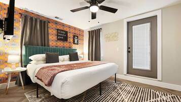 1 bedroom, desk, iron/ironing board, WiFi