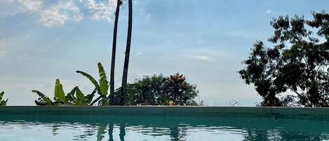 6 piscines extérieures