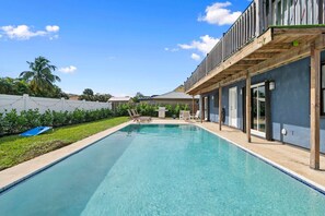 A heated pool - `Blue Lagoon` Waterfront, Heated Salt Pool (Palm Beach Gardens)