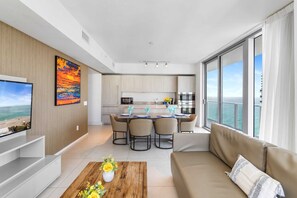 TV, offices - Corner Condo, High Floor, Ocean and City Views (Hollywood)