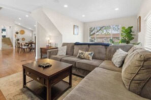 TV, fireplace, DVD player, stereo