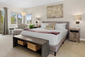 4 chambres, bureau, fer et planche à repasser, lit parapluie