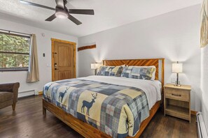 1 chambre, bureau, Wi-Fi, draps fournis