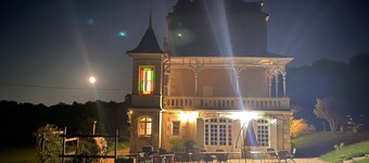 Room 1 King size double bedroom