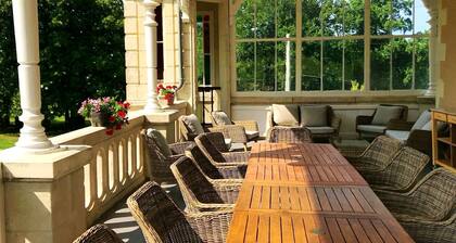 Room 1 King size double bedroom