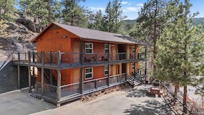 Exterior - Cabin 19- King Studio! Gorgeous views! Hotel Style (Estes Park)