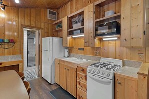 Frigorífic, microones, forn i placa de cuina 