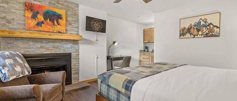 1 chambre, bureau, Wi-Fi, draps fournis