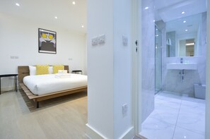 Bathroom - Soho 22 Serviced Apartments by Concept Apartments (London)