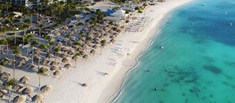 5 min to the Beach | Happy Aruba Villa by Bocobay