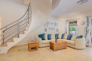 Interior - Bright & Breezy Stay Just 5 Min from the Beach at Happy Aruba Villa by Bocobay (Noord)