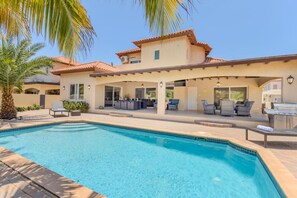 Pool - 5 min to the Beach | Happy Aruba Villa by Bocobay (Noord)