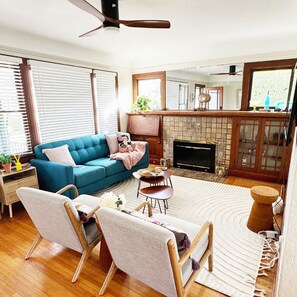 Smart TV, printers - 3 Bdrm Craftsman Bungalow, Private Fenced Yard, Parking, 7 mins to Balboa/Zoo (San Diego)