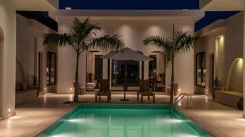 Front of property – evening/night