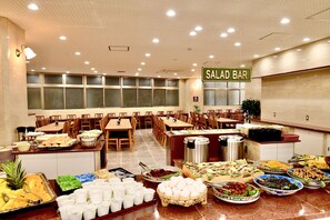 Daily breakfast for a fee - Himeji Station Universal Hotel South Exit (Himeji)